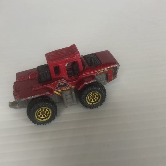 2016 Matchbox Acre Maker 1:64 scale SF0912-004 - Picture 7 of 9